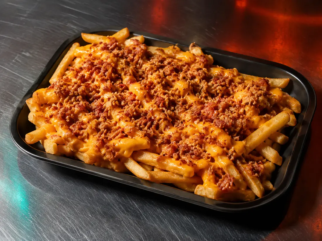 Beef and Cheddar Fries, imagine de prezentare